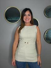 Cargar imagen en el visor de la galería, Stretched Twill Boatneck Sleeveless Top
