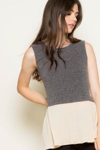 Sleeveless rib top