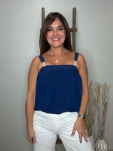 Cargar imagen en el visor de la galería, Contrast Rope Detail Sleeveless Top
