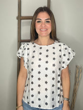 Cargar imagen en el visor de la galería, Crew neck embroidered top
