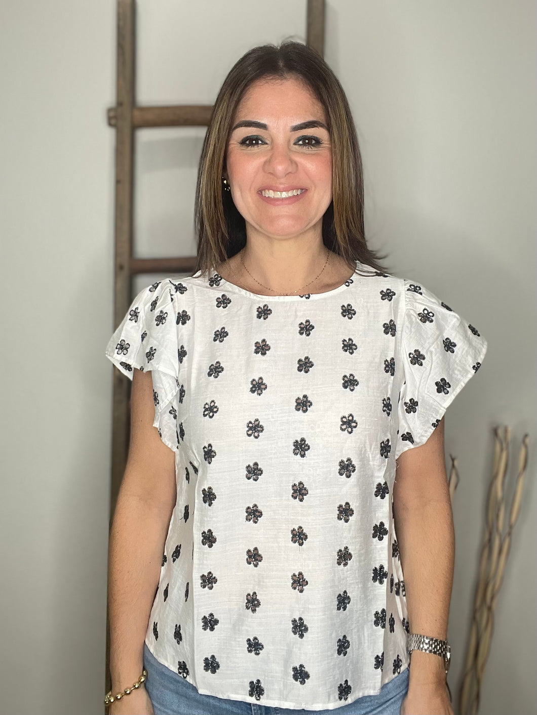 Crew neck embroidered top