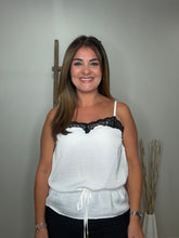 Cargar imagen en el visor de la galería, Lace Trim Drawstring Cami
