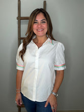 Cargar imagen en el visor de la galería, Rainbow Trim Button Down Top
