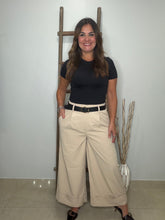 Cargar imagen en el visor de la galería, Wide Cuff Wide Leg Pants
