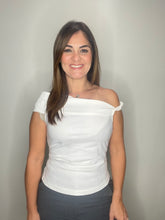 Cargar imagen en el visor de la galería, Solid Off Shoulder Fold Over Top
