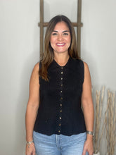 Cargar imagen en el visor de la galería, Knit vest - Black

