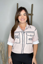 Cargar imagen en el visor de la galería, CARTOON GRAPHIC BUTTON SHIRT
