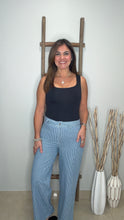 Cargar imagen en el visor de la galería, Pinstripe Zipper Front Pants
