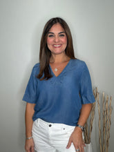 Cargar imagen en el visor de la galería, Tencel V-neck Band Tencel Blouse
