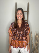 Cargar imagen en el visor de la galería, Boho print short puff sleeve top
