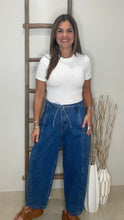 Cargar imagen en el visor de la galería, Denim Barrel Pant
