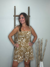 Cargar imagen en el visor de la galería, Floral Embroidery Tie-Strap Romper
