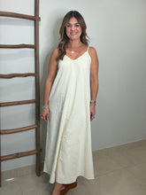 Cargar imagen en el visor de la galería, Dyed V-Neck Loose Maxi Dress
