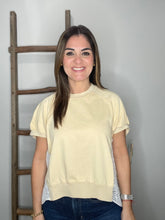 Cargar imagen en el visor de la galería, Keyhole Lace Color Block Shirt
