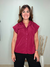 Cargar imagen en el visor de la galería, Solid top with scallop accent
