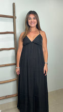 Cargar imagen en el visor de la galería, Open Back Neck Maxi Dress
