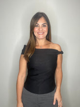 Cargar imagen en el visor de la galería, Solid Off Shoulder Fold Over Top
