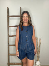 Cargar imagen en el visor de la galería, Denim Button Up Split Hem Vest And Shorts Set
