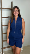 Cargar imagen en el visor de la galería, Smocking Sleeveless Front Zip Romper
