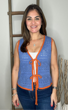 Cargar imagen en el visor de la galería, Crochet Tie Front Top
