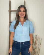 Cargar imagen en el visor de la galería, Tencel Blouse Top
