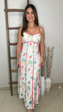 Cargar imagen en el visor de la galería, Maxi Strap Dress With Vintage Print
