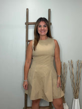 Cargar imagen en el visor de la galería, High Neck Skater Flare Dress
