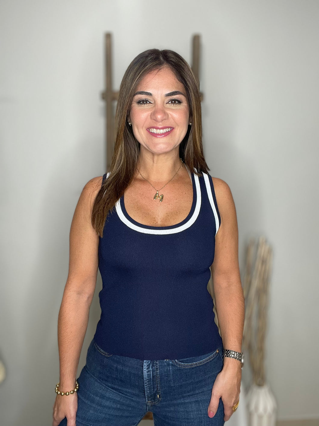 Solid sleeveless sweater knit pullover top