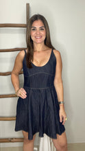 Cargar imagen en el visor de la galería, Denim Sleeveless Mini Dress
