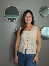 Cargar imagen en el visor de la galería, Patterned Open Knit Longline Vest
