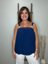 Cargar imagen en el visor de la galería, Contrast Rope Detail Sleeveless Top
