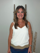 Cargar imagen en el visor de la galería, Wavy Colorblock V-neck Camisole
