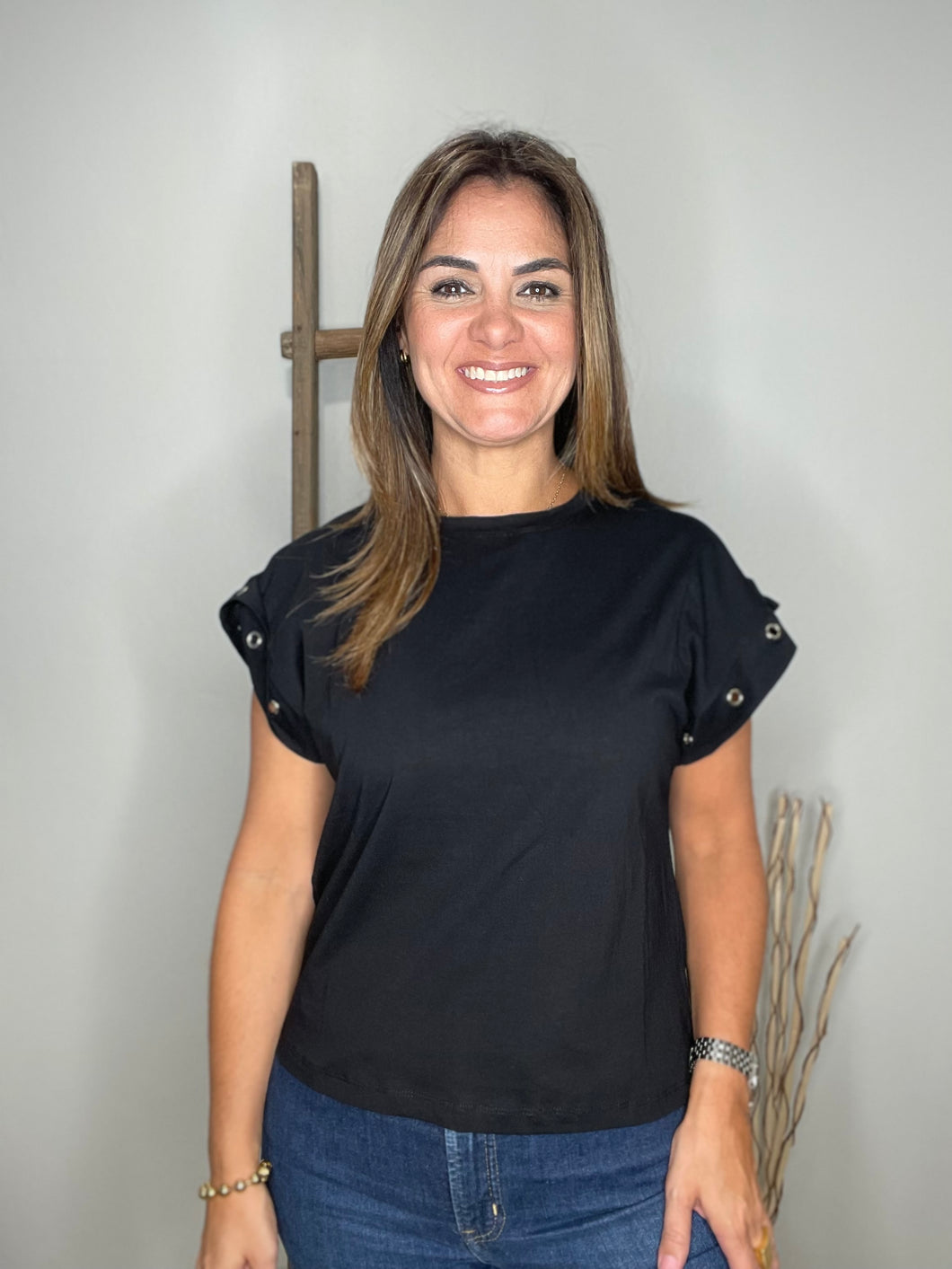 Detailed Cap Sleeve Top - Black