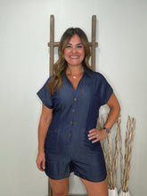 Cargar imagen en el visor de la galería, Relaxed Button Front Romper
