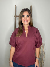 Cargar imagen en el visor de la galería, Solid puff sleeve top - Wine

