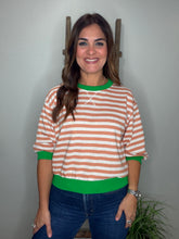 Cargar imagen en el visor de la galería, Striped half sleeve knit top
