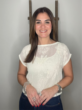 Cargar imagen en el visor de la galería, Boat Neck Floral Crochet Top
