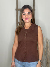Cargar imagen en el visor de la galería, Knit vest - Coffee
