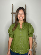 Cargar imagen en el visor de la galería, Solid cuff band pullover top
