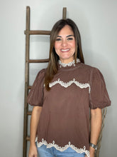 Cargar imagen en el visor de la galería, Solid puff sleeve top
