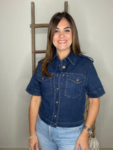 Cargar imagen en el visor de la galería, Button Down Denim Jacket
