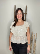 Cargar imagen en el visor de la galería, Sequin ruffle sleeve square neck top
