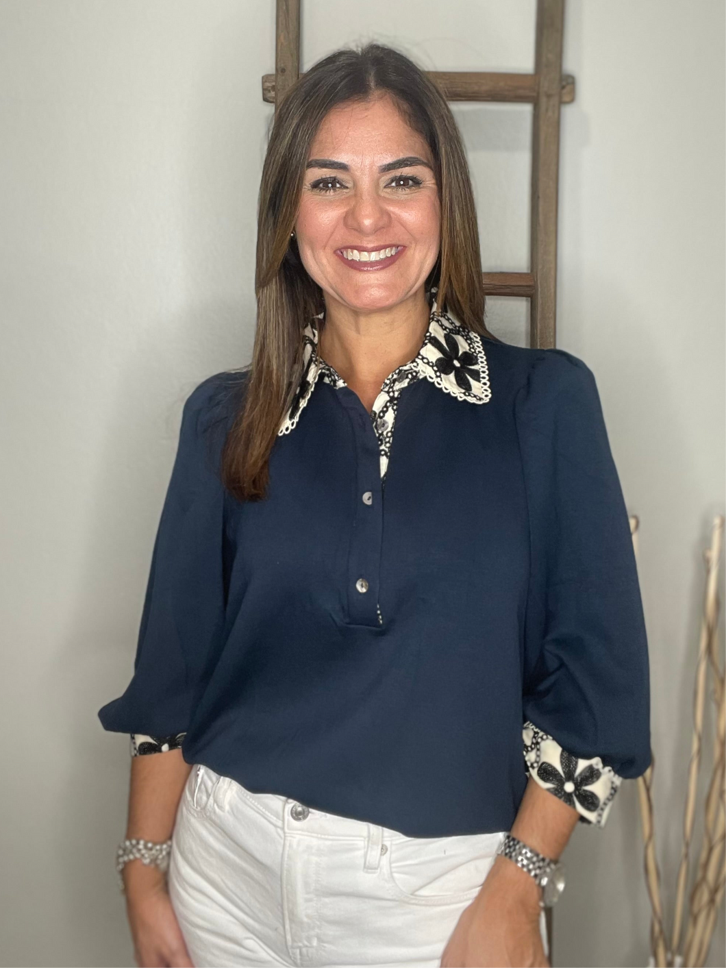 Solid 3/4 sleeve top