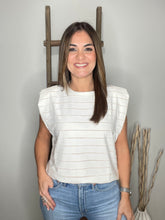 Cargar imagen en el visor de la galería, Shoulder Pad Stripe Knit Muscle Tee
