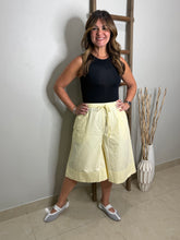 Cargar imagen en el visor de la galería, Drawstring Waist Culotte Style Shorts
