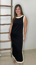 Cargar imagen en el visor de la galería, Solid sleeveless midi dress
