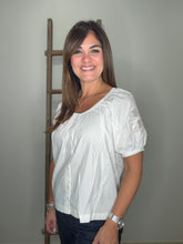 Cargar imagen en el visor de la galería, Solid Button Down Shirt
