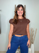 Cargar imagen en el visor de la galería, Solid short puff sleeve top
