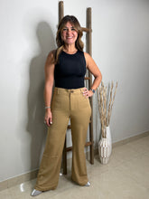Cargar imagen en el visor de la galería, STRAIGHT LEG PANTS
