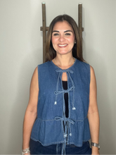 Cargar imagen en el visor de la galería, Denim Bow-tie Top With Peplum Hem

